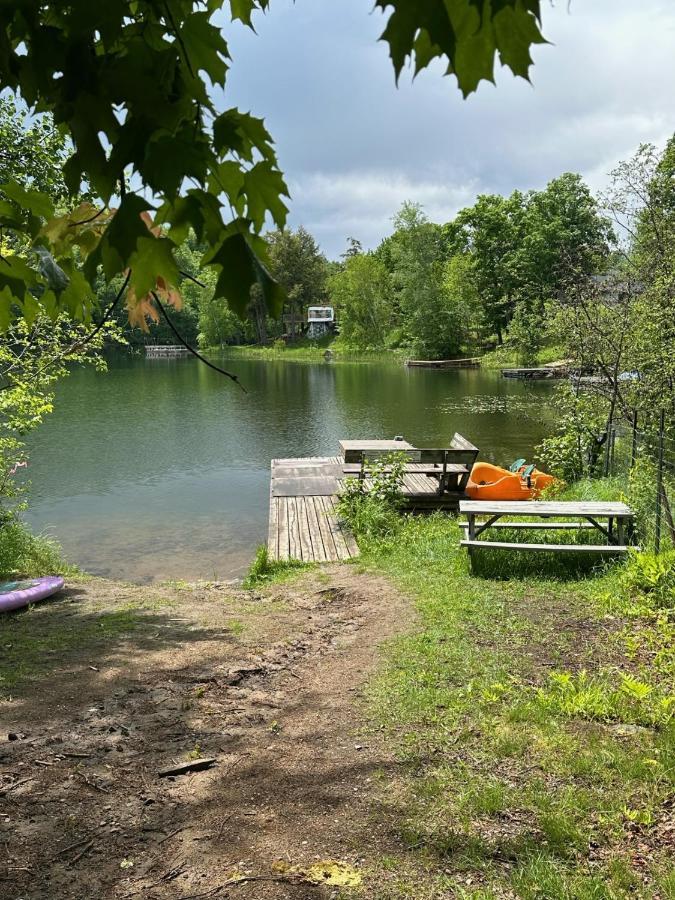 Suites Du Lac Moore Mont-Tremblant Exteriör bild