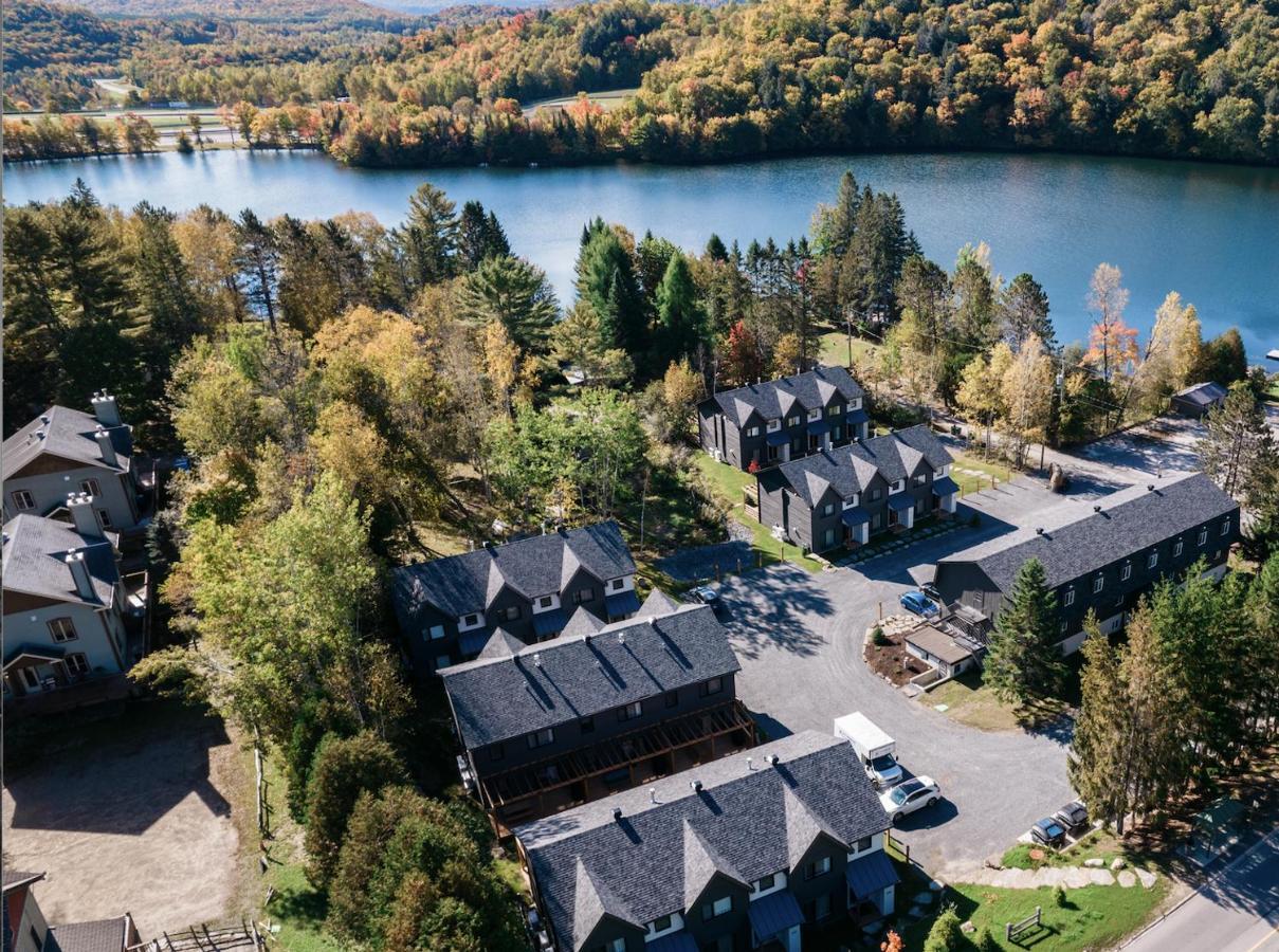 Suites Du Lac Moore Mont-Tremblant Exteriör bild